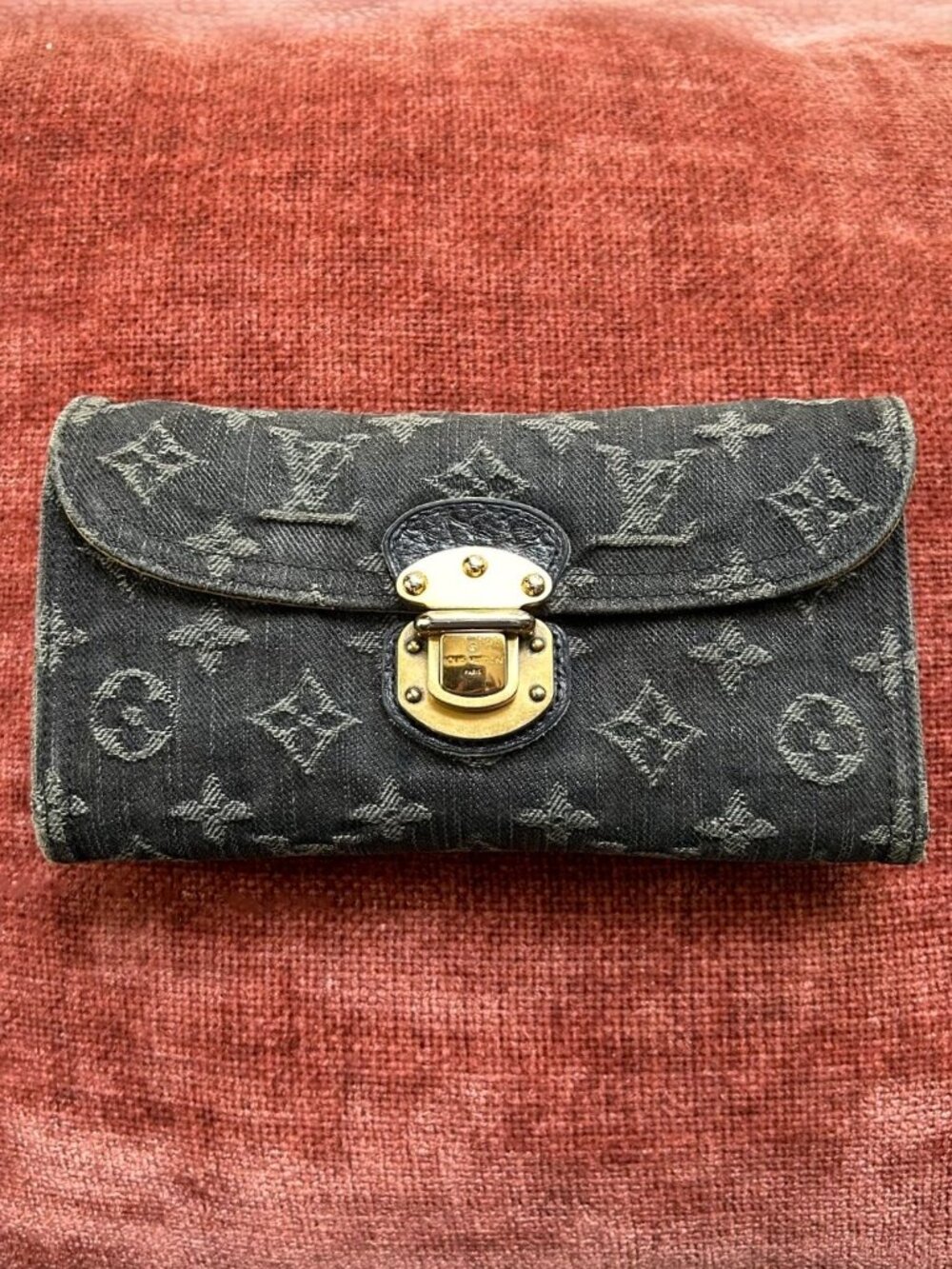 LOUIS VUITTON Monogram Denim Amelia Wallet, Black